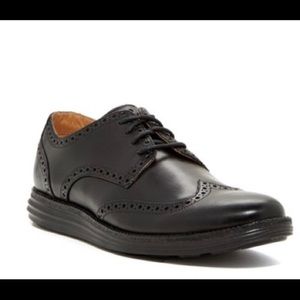Cole Haan Black wingtip dress shoes reg $200